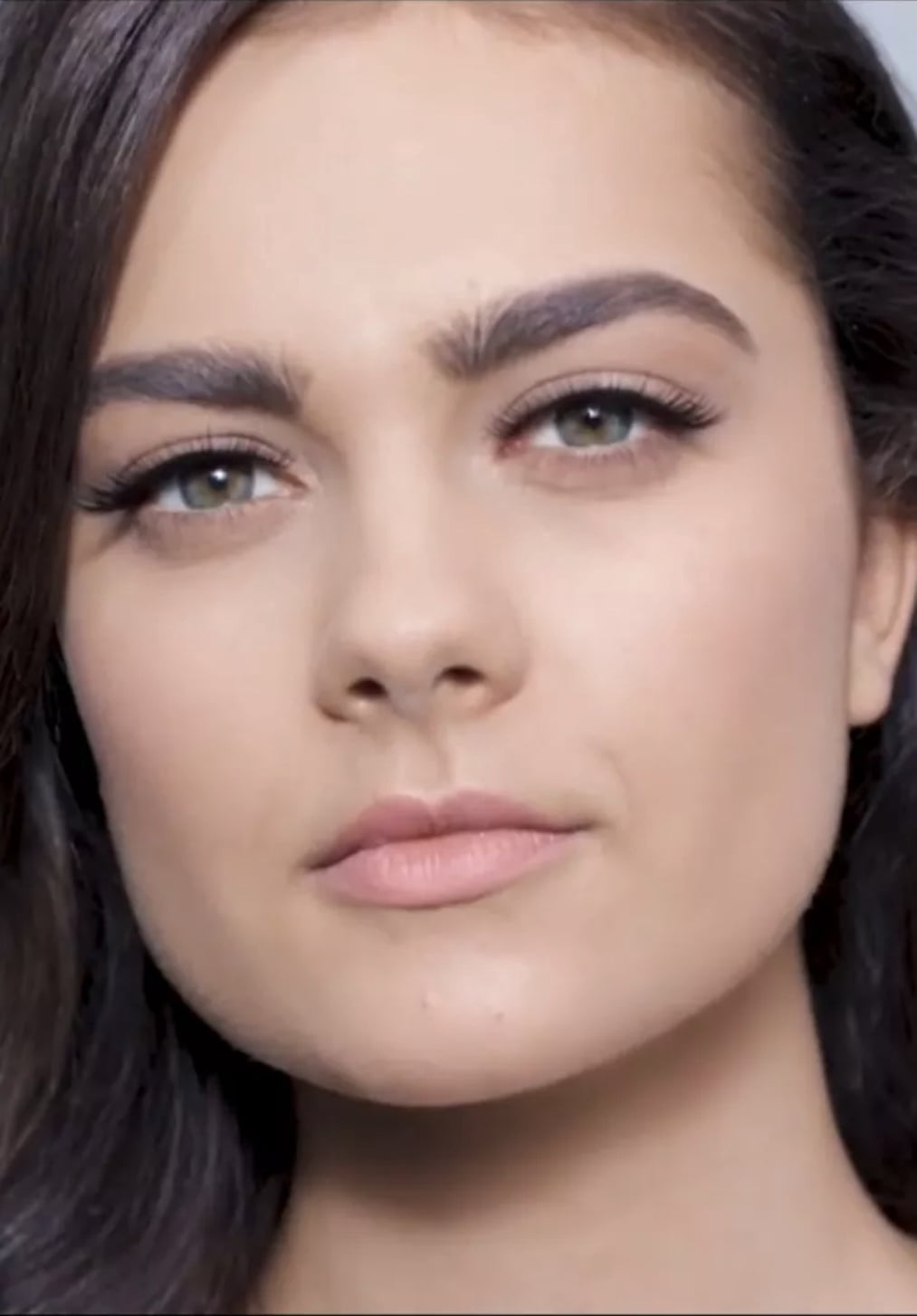VELOUR "Full of It" Silk Lashes