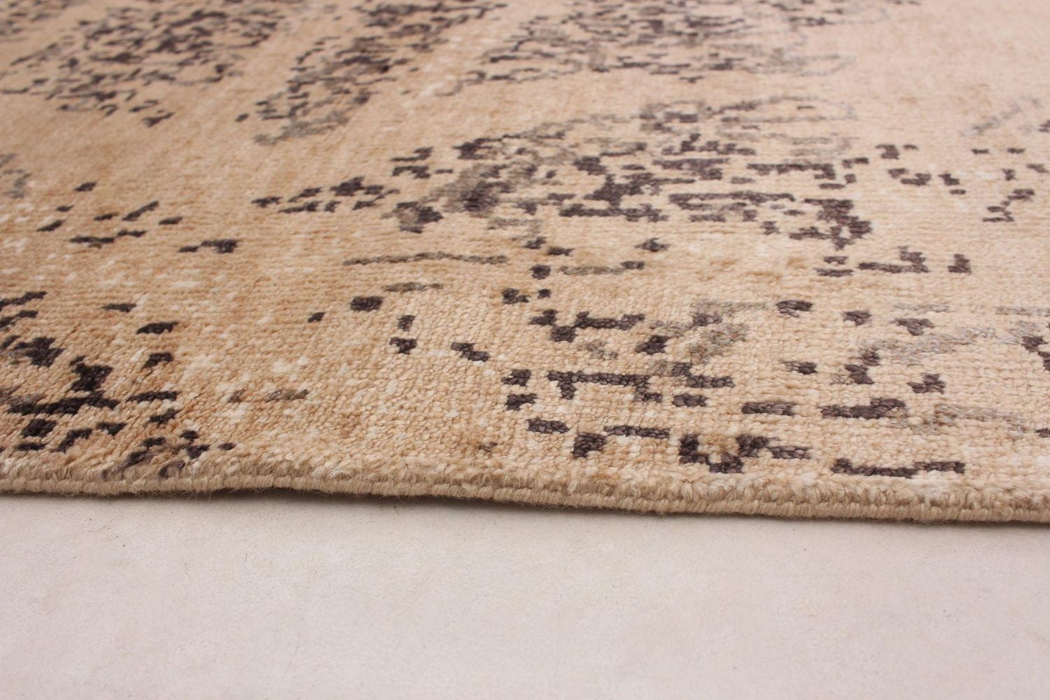 ECARPETGALLERY 5'4" x 7'3" Transitional Finest Oushak Hand-knotted Area Rug for Living Room, Dining Room and Bedroom in Ivory