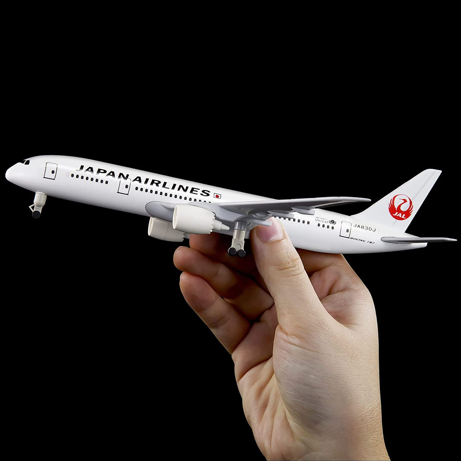 NATEFEMIN Japan B787 Airplane Model for Decoration with Movable Wheels and Display Stand Retro Elegant Style