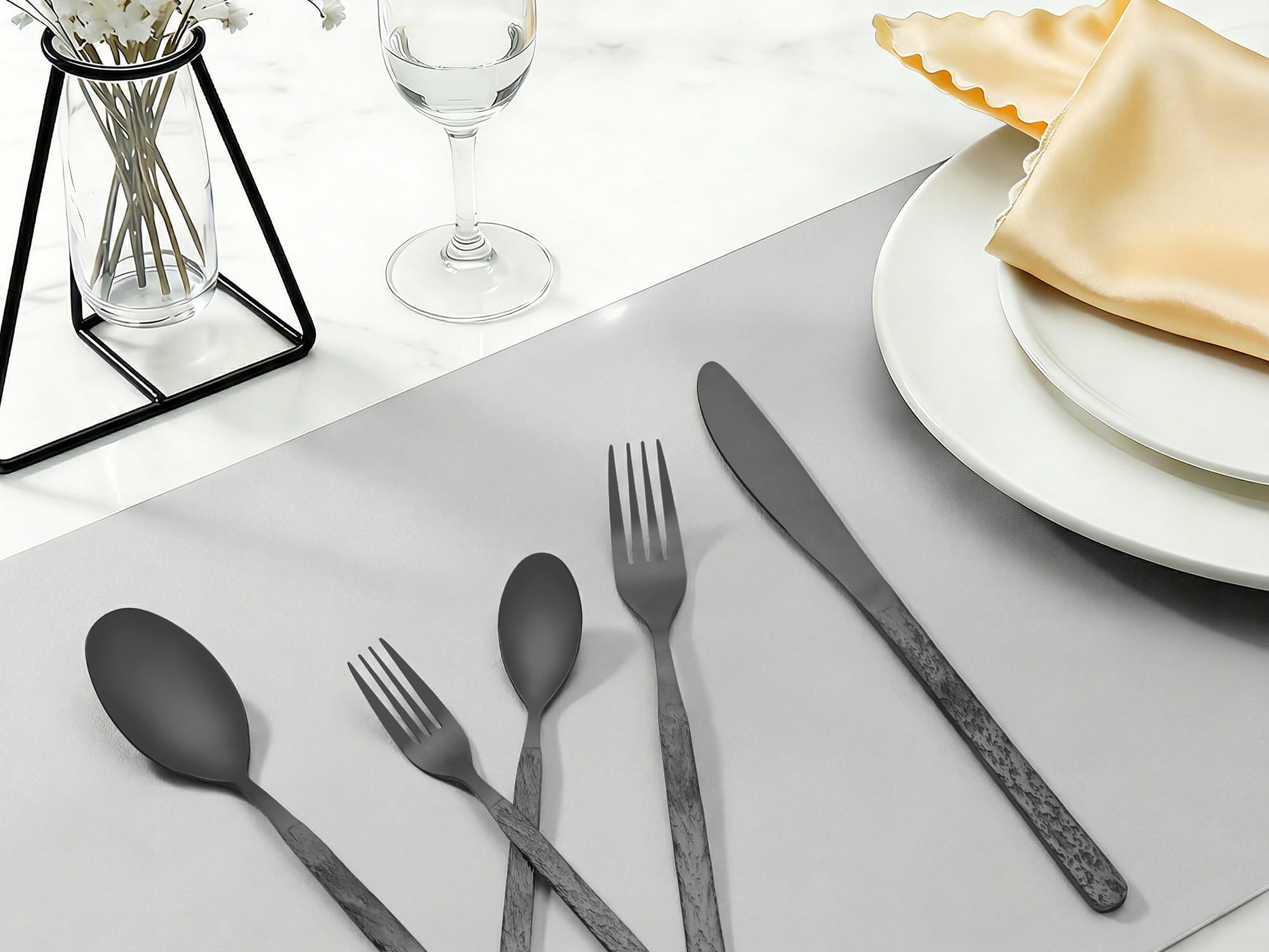 Unique Bargains Stainless Steel Mirror Polished Flatware Set for Kitchen Black 30pcs