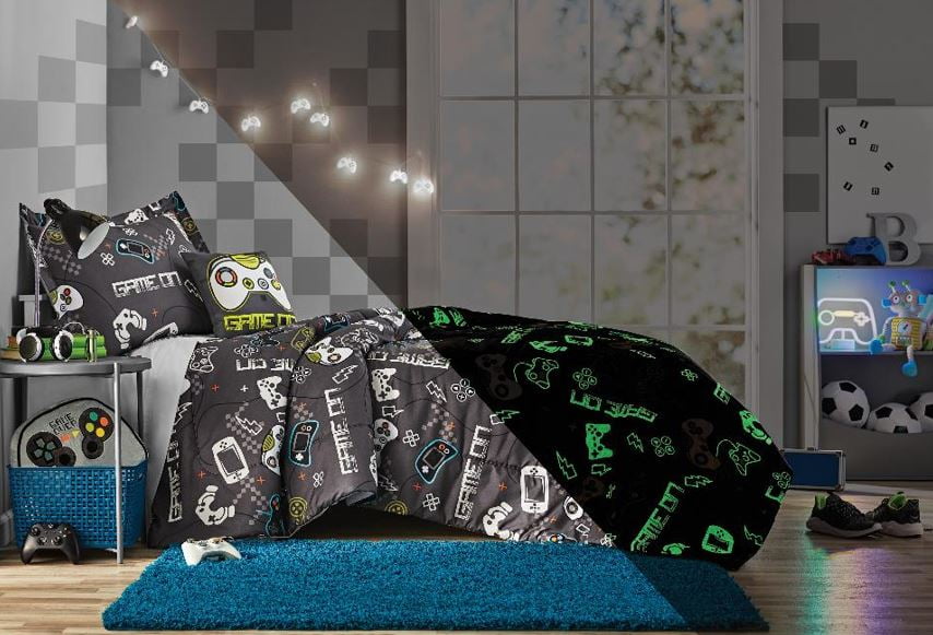 Your Zone Gaming Glow in the Dark Bedding Set Includes a