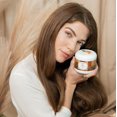 thumbnail image 3 of Crema de manos Camille Beckman con glicerina y miel toscana 240 ml, 3 of 6