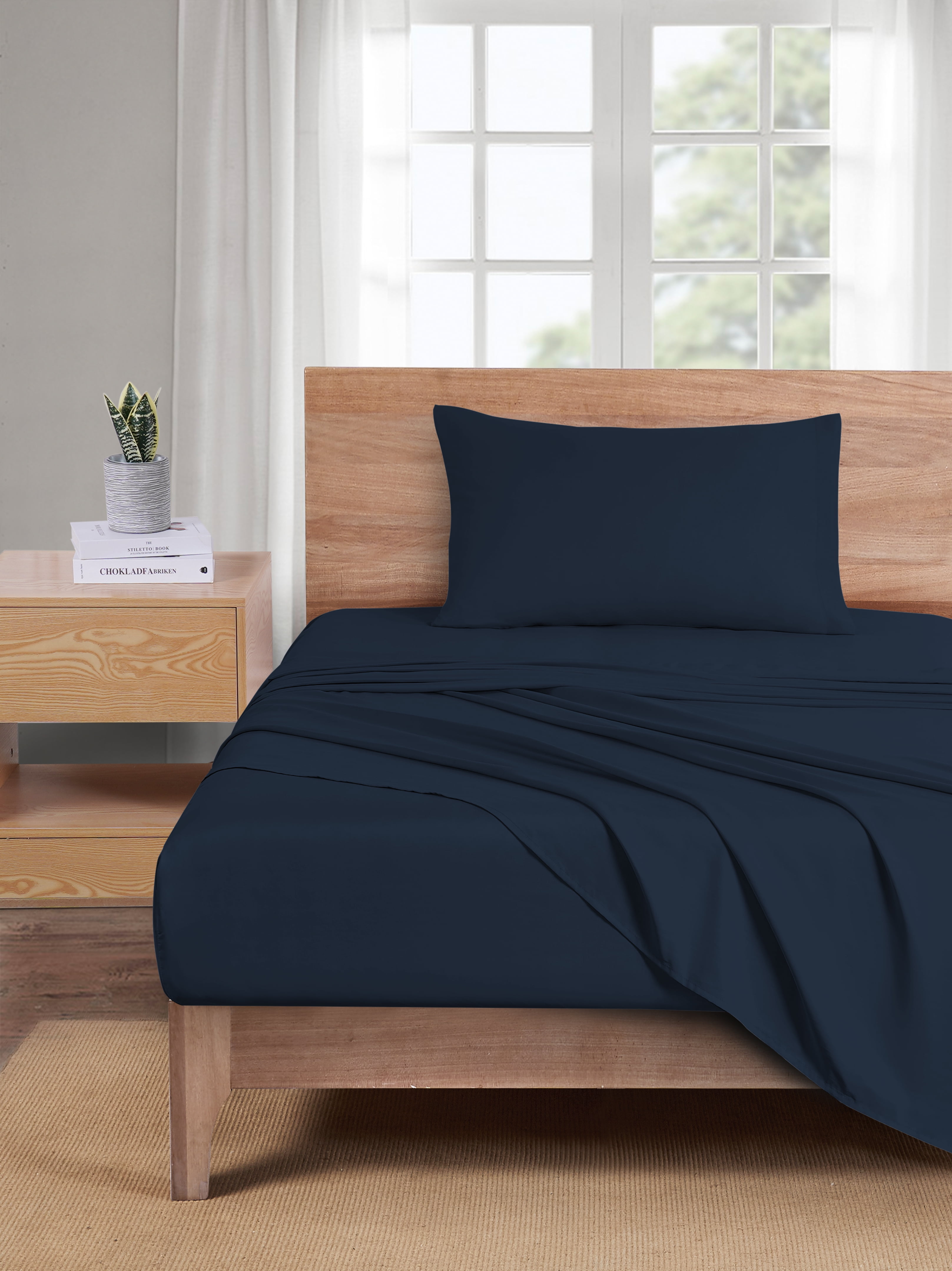 Mainstays Basic Value Microfiber Bed Sheet Set, Navy Blue, Twin, 3 Piece