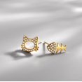 thumbnail image 1 of Versión coreana de pendientes de espina de pez y gato de plata esterlina s925, lindos pendientes de oro asimétricos con diamantes, 1 of 6