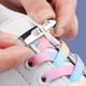 thumbnail image 1 of Juego de hebillas puntiagudas con banda elástica para zapatos blancos pequeños, hebilla de metal sin cordones, artefacto de fijación de cordones para zapatos perezosos, 1 of 5