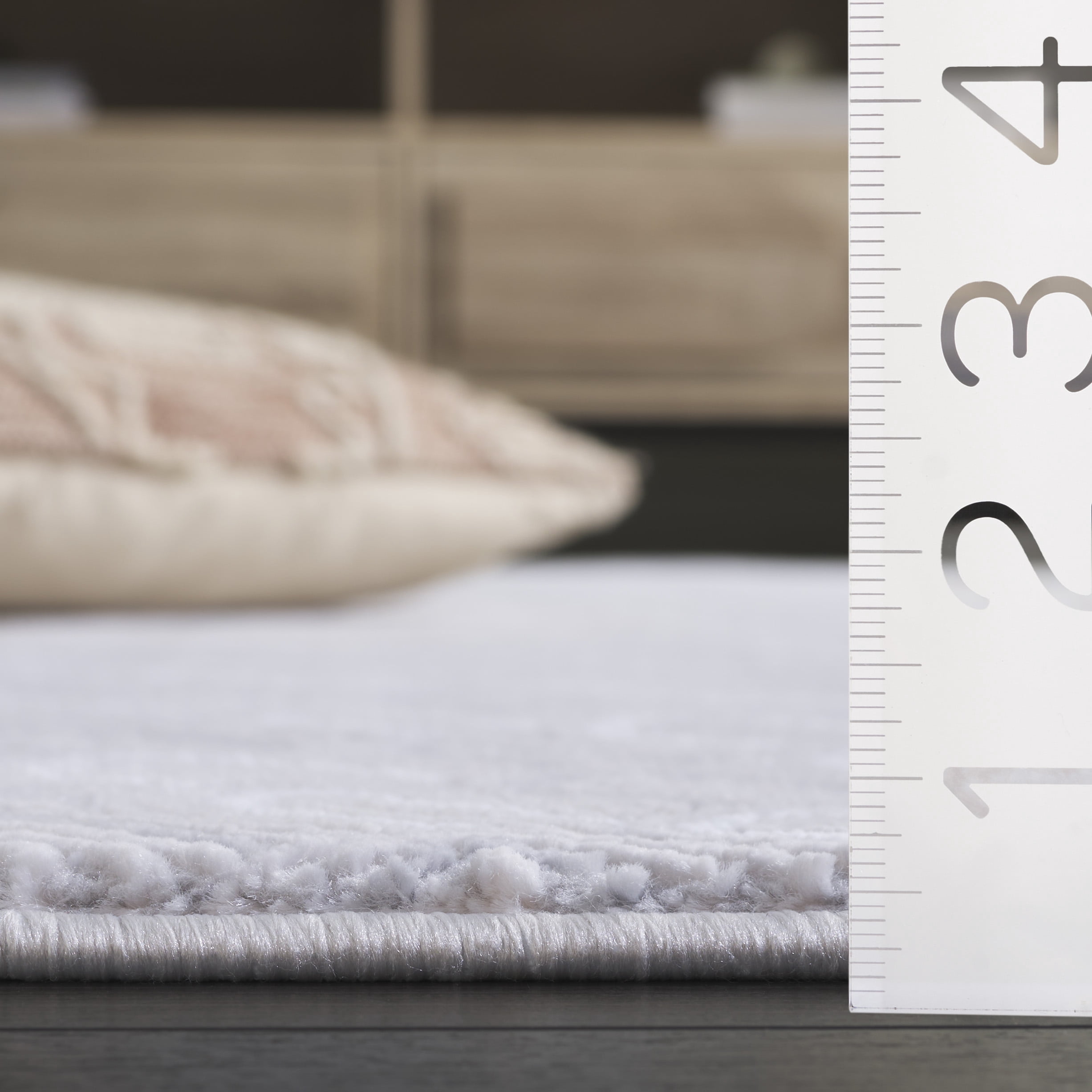 SAFAVIEH Slate Jenessa Geometric Area Rug, Beige/Grey Ivory, 4' x 6'