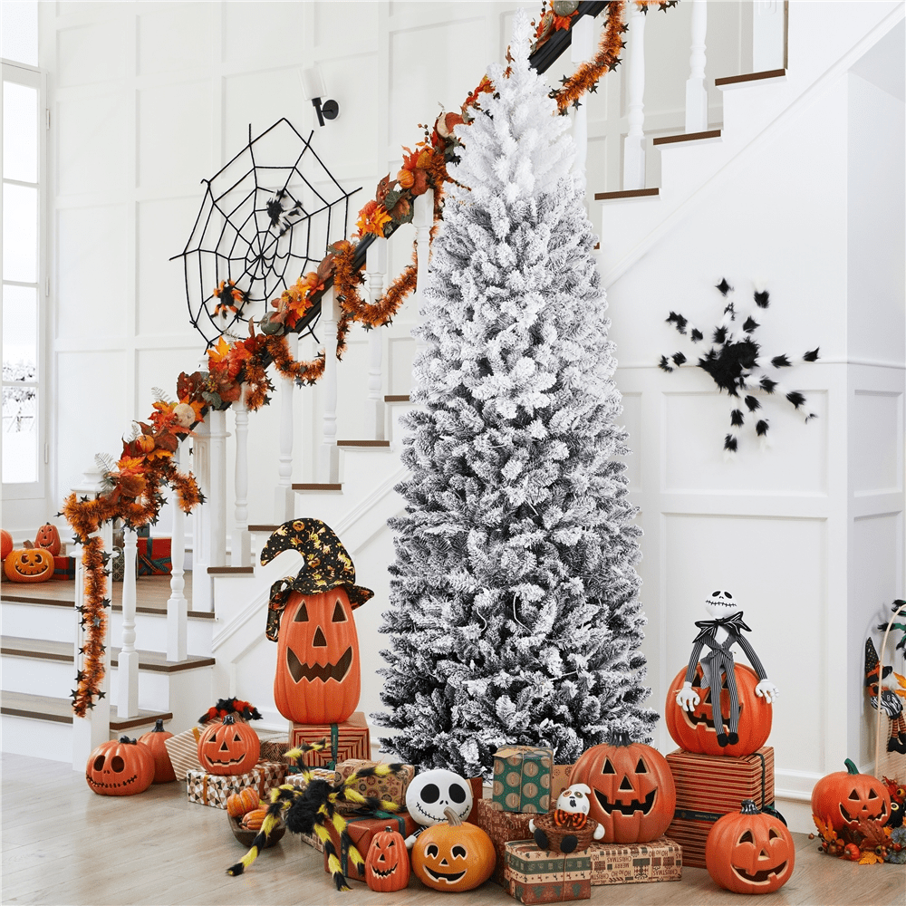 Renwick 7.5ft Prelit Artificial Christmas Tree with 350 Incandescent Lights, Black Gradient