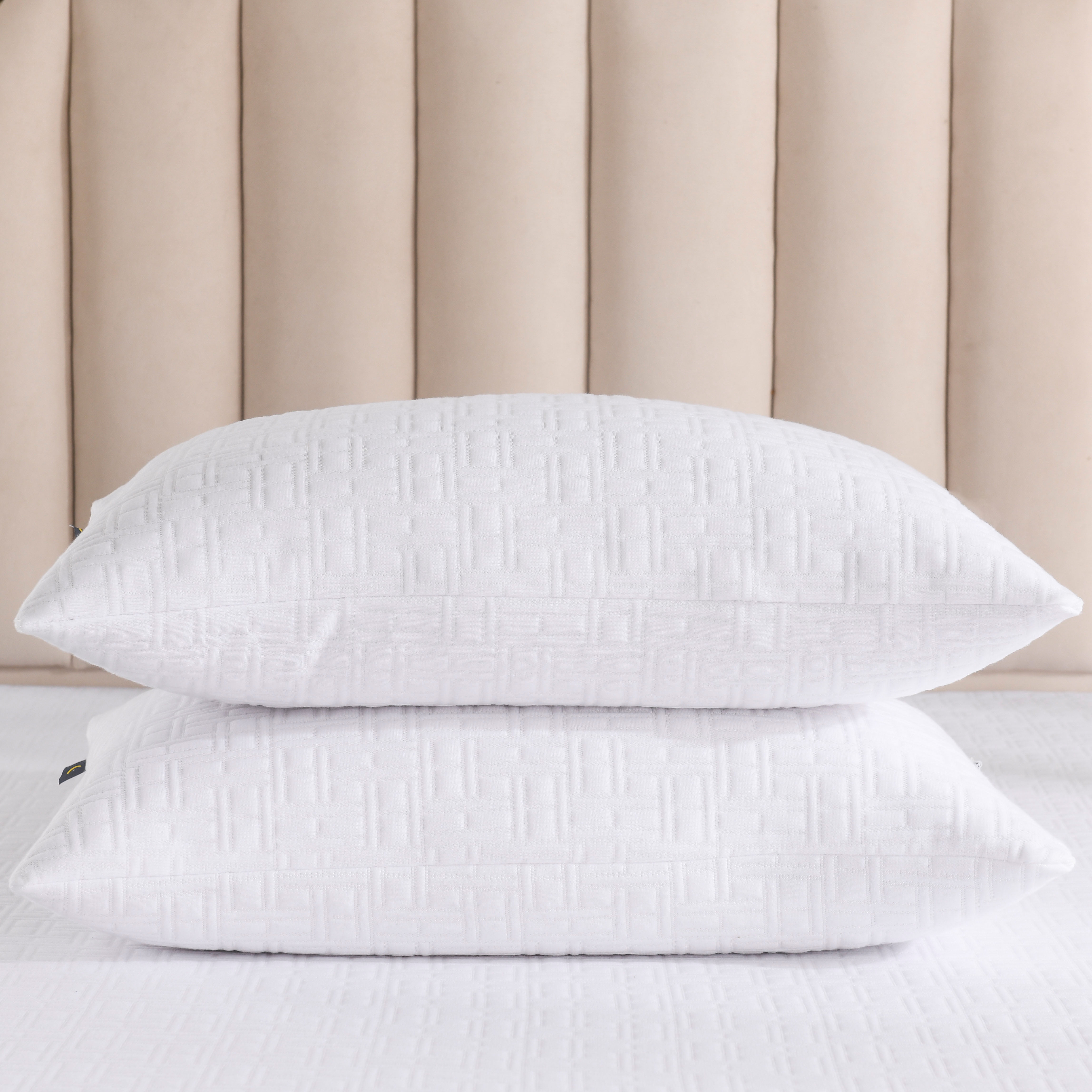 Serta Soft Knit Waterproof Zippered Pillow Protector, Standard/Queen, 2 Pack