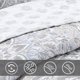 thumbnail image 3 of Juego de edredón reversible con diseño floral, colcha ligera para todas las estaciones, gris, tamaño Queen, 3 piezas, 3 of 5