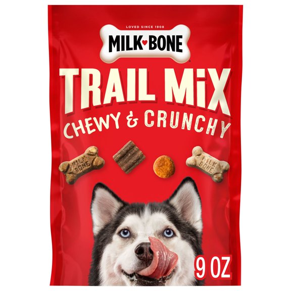 Milk Bone Trail Mix With Real Beef & Sweet Potato, Crunchy & Chewy Dog Treats, 9 oz