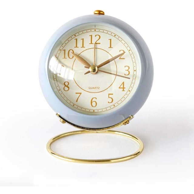 Battery Operated Desk Alarm Clocks with Light,Retro Silent Analogue Small Clock,Table Bedside Alarm Clocks Decor