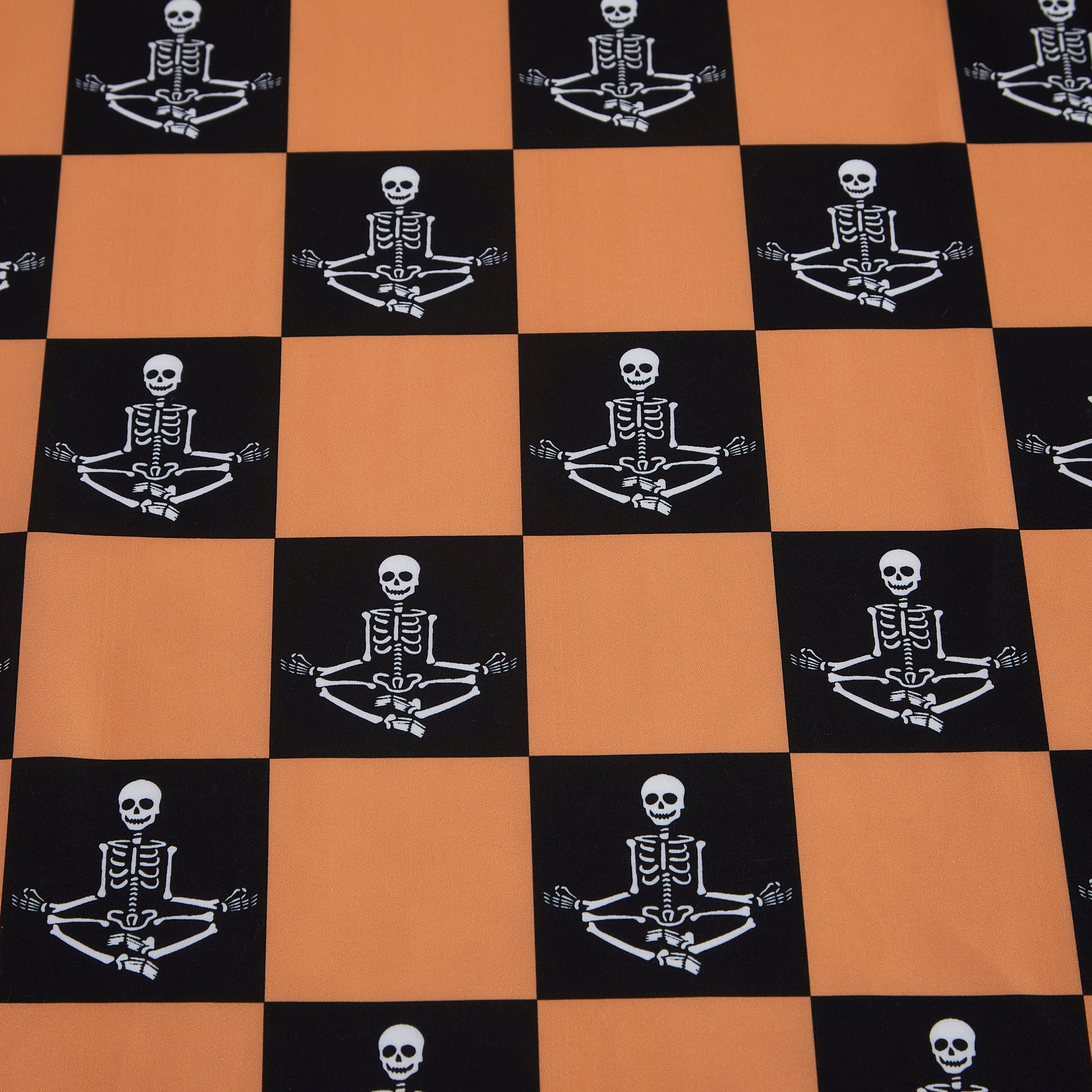 Way To Celebrate Skeleton Checkered 14-Piece Bath Set with Curtain, Rug, and Hooks, 72" x 72" & 21" x 18"