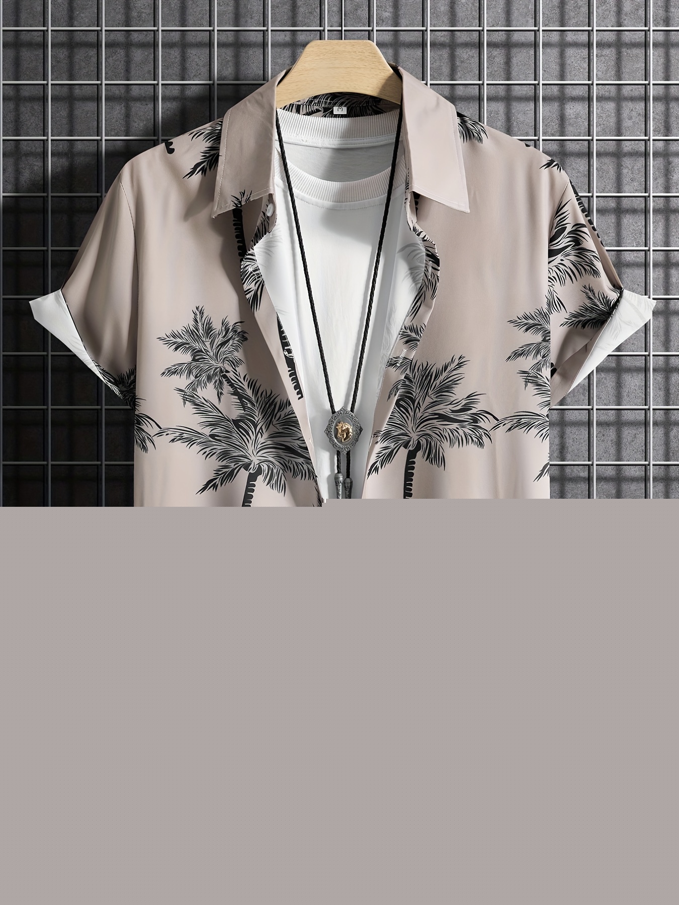 thumbnail image 3 of Camisa informal de manga corta con estampado de palmeras, camisa hawaiana para hombre para vacaciones de verano, ropa con botones y estampado de resort, 3 of 5