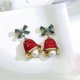 thumbnail image 5 of Pendientes de campana shaofei de cristal rojo con forma de sombrero navideño y árbol de Navidad de Papá Noel, 5 of 5