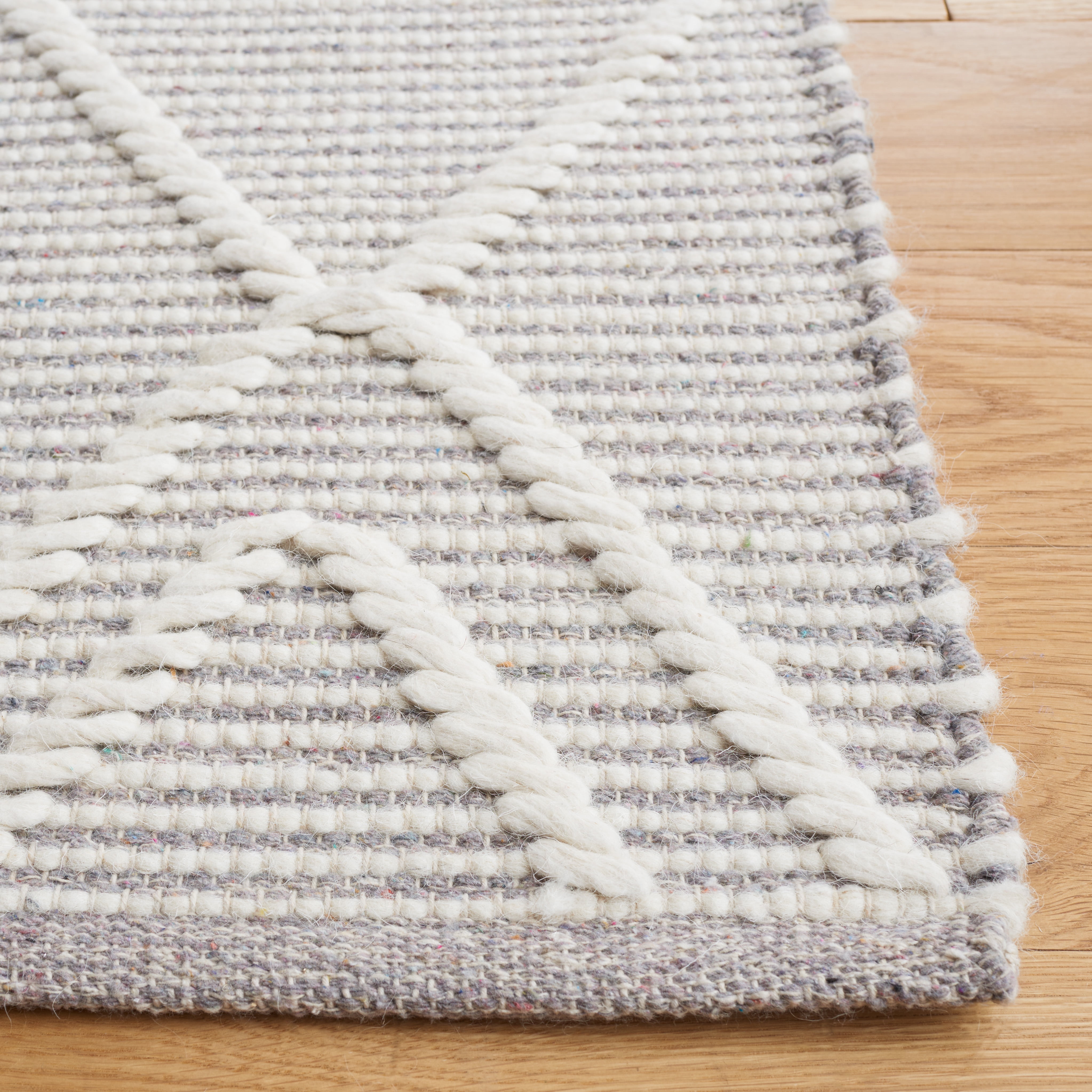 SAFAVIEH Natura Natasha Geometric Area Rug, Grey/Ivory, 8' x 10'
