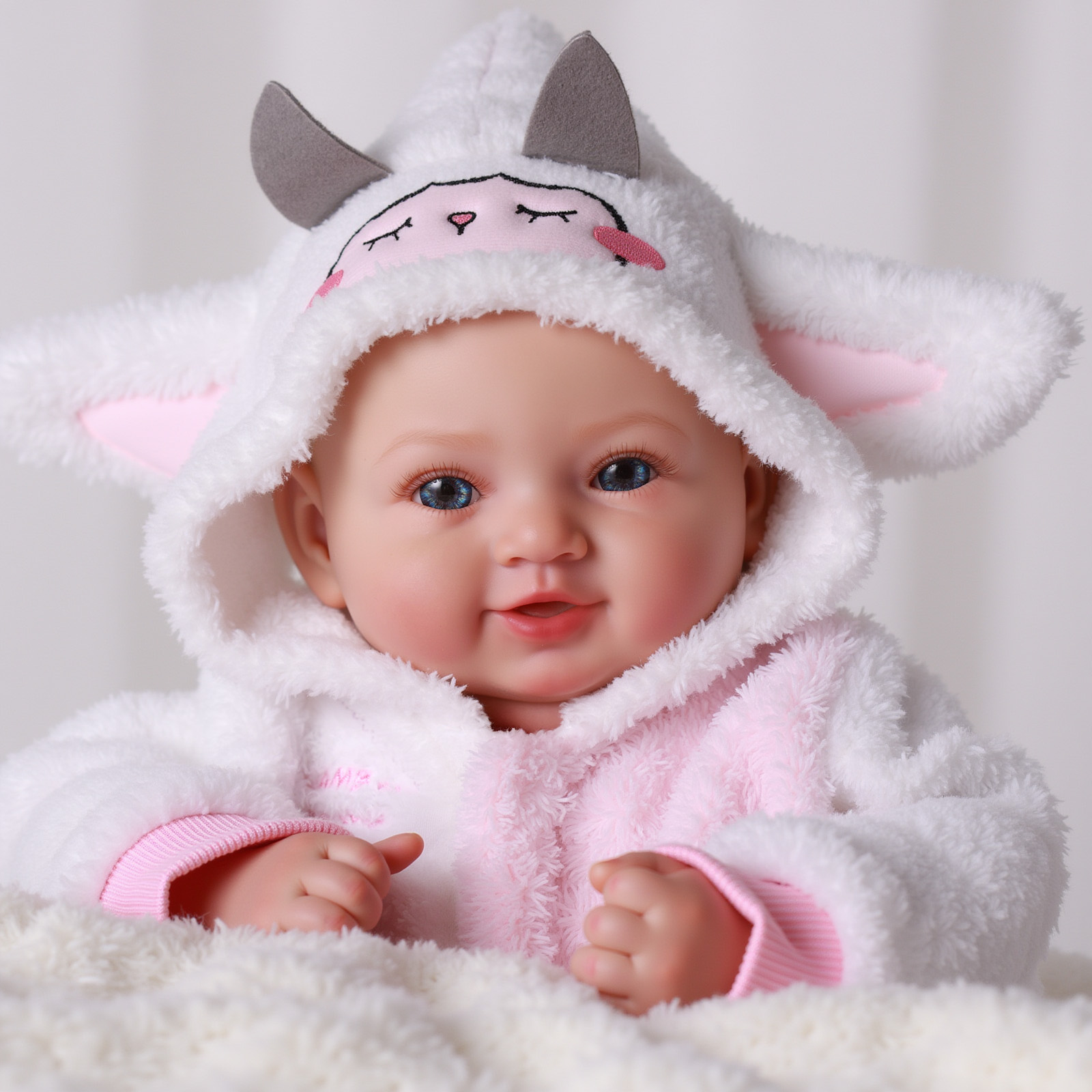 RSG 17 Inch Lifelike Reborn Baby Doll with Accessories photo 2