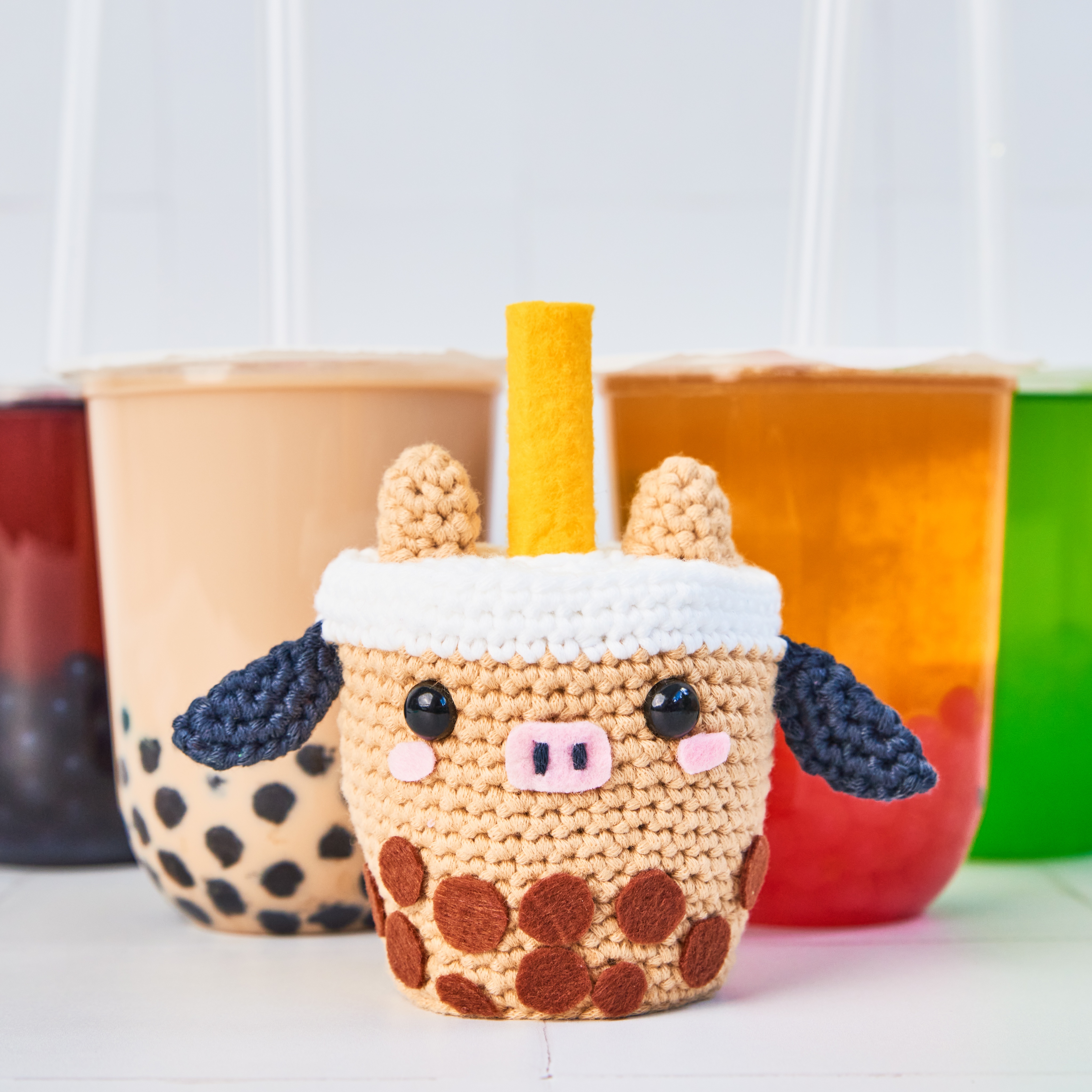 Lion Brand Yarn Yummy Friends Kit Boba Cow Charlie Medium Polyester Multicolor Yarn 1 Kit