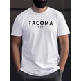 thumbnail image 1 of Camiseta de manga corta con estampado Tacoma USA: prenda informal de verano elegante, moderna, cómoda y acogedora para hombre con un diseño de estampado vibrante. Camisetas informales., 1 of 4