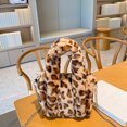 thumbnail image 3 of Bolsa cruzados de invierno para mujer pequeño con estampado de leopardo y cadena felpa suave para fiesta Sywqhk Para Estrenar, 3 of 9