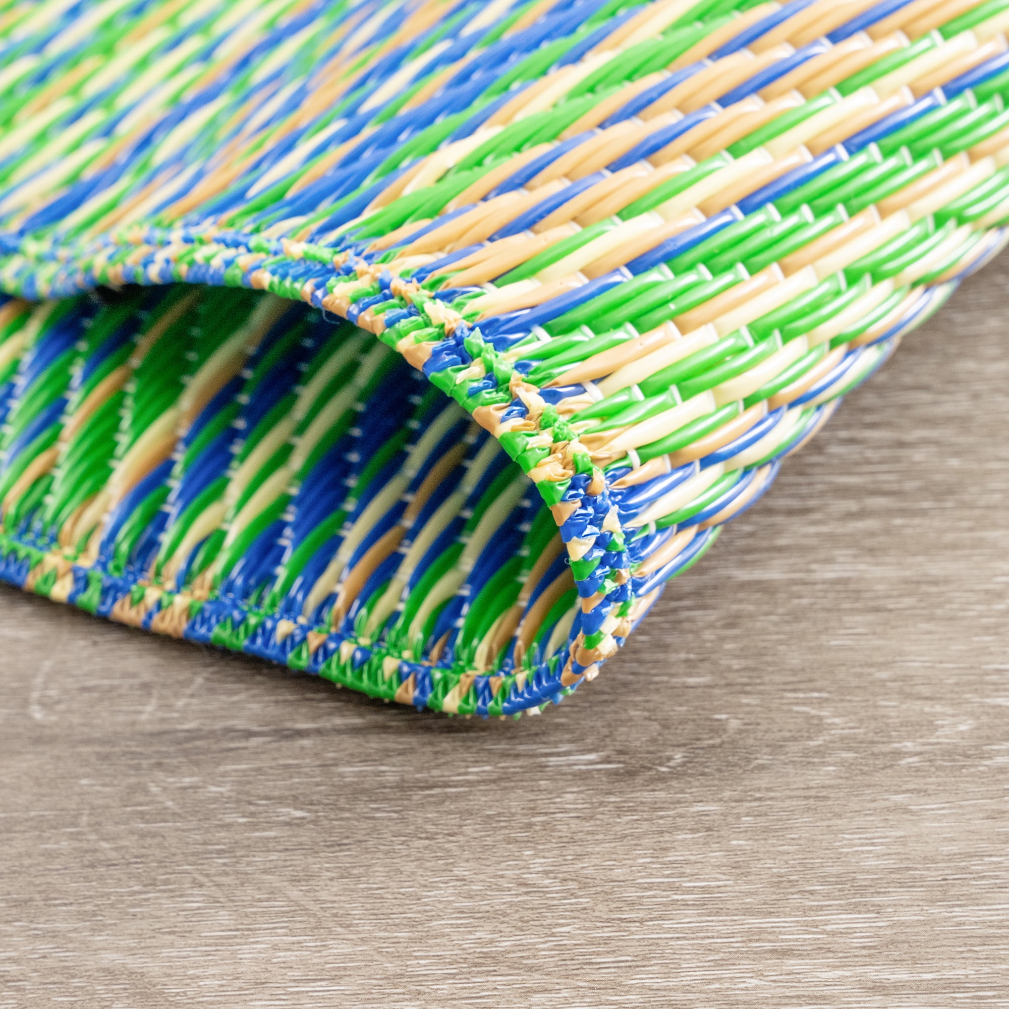 5x7 Reversible Green Polypropylene Outdoor Stripe Area Rug