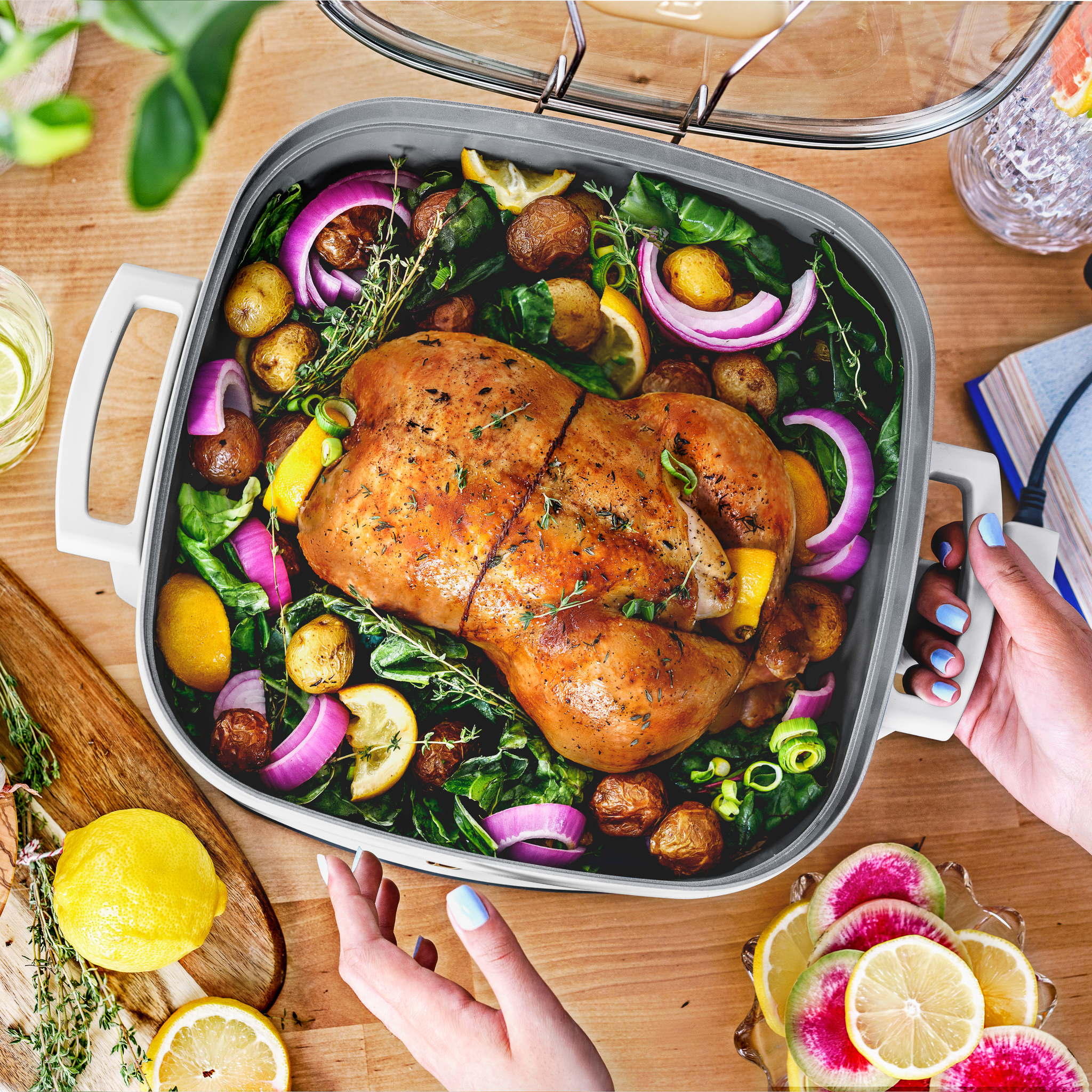 Beautiful 5-in-1 Electric Skillet with Glass Lid, White photo 6