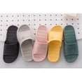 thumbnail image 4 of Pantuflas de mujer, deslizadores antideslizantes de verano, baño, gimnasio, ducha, zapatos de playa junto a la piscina oso de fresa  Electrónica, 4 of 6