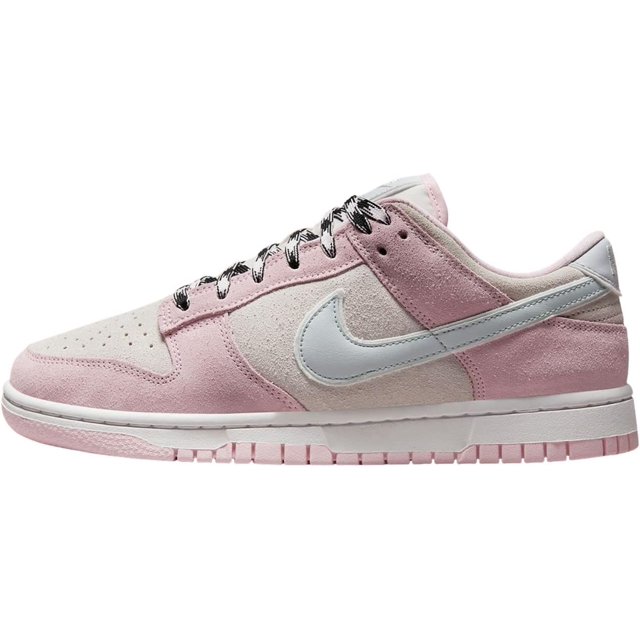 Nike womens Dunk Low