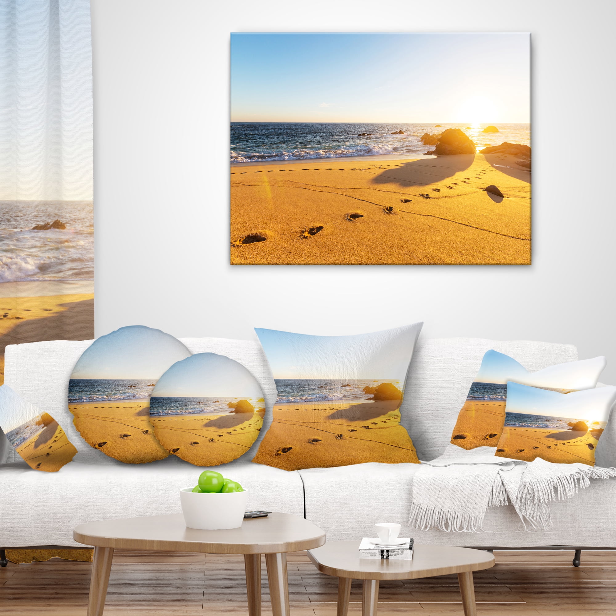 Designart Large Footprints on Beach Sand - Modern Beach Throw Pillow - 18x18