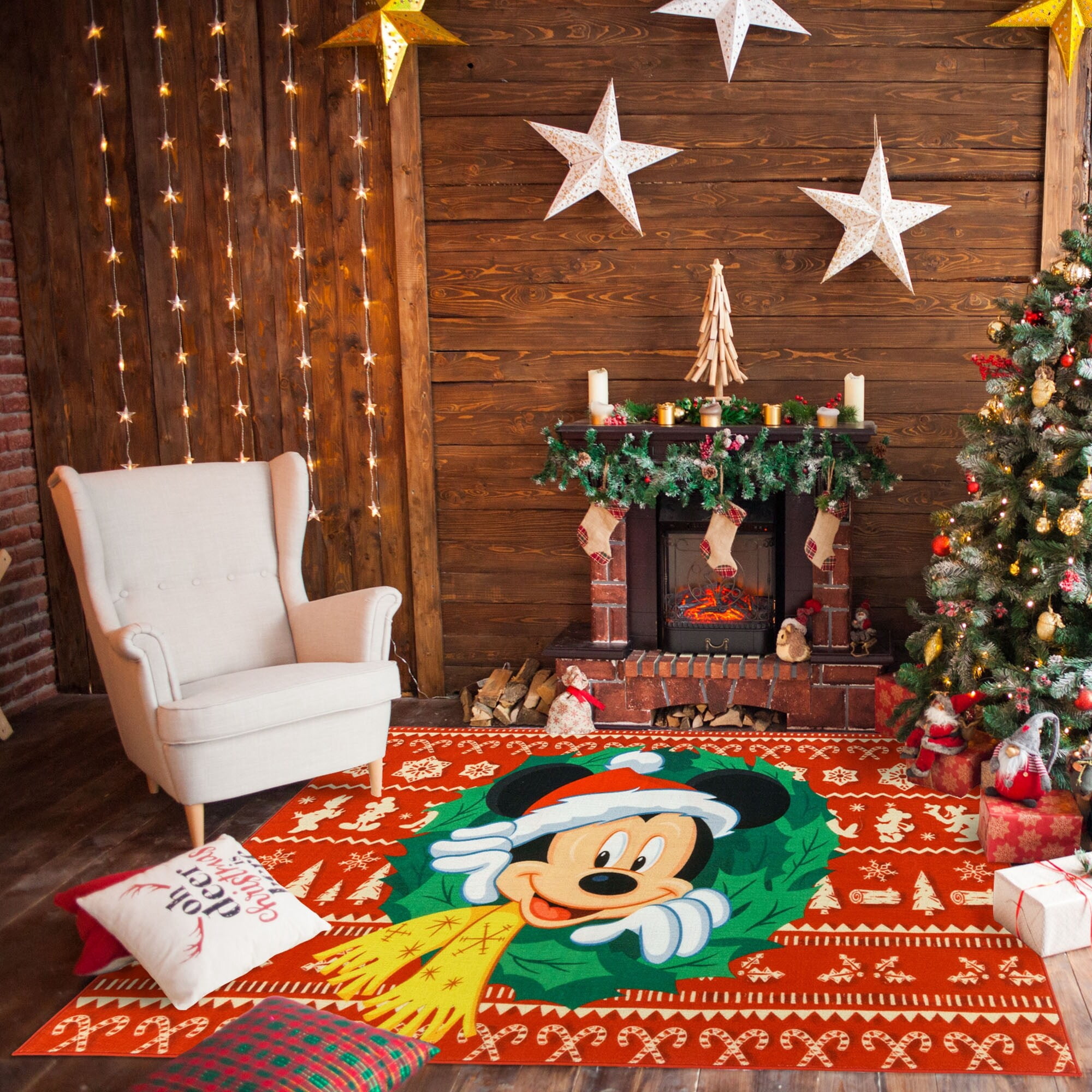 Disney Kids Digital Mickey Wreath Disney Youth Printed Wreath Indoor Area Rug, 4x6