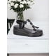 thumbnail image 2 of Sandalias de plataforma con tacón corrido con tiras transparentes y diseño de flores con correa ajustable para mujer, 2 of 5