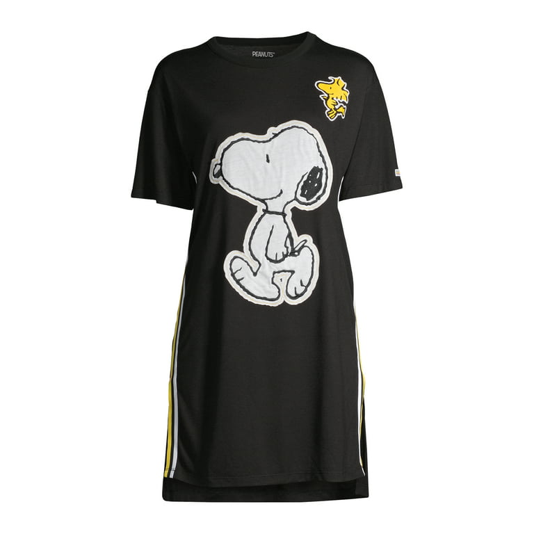 Peanuts Women's and Women's Plus Size Snoopy Sleep Shirt