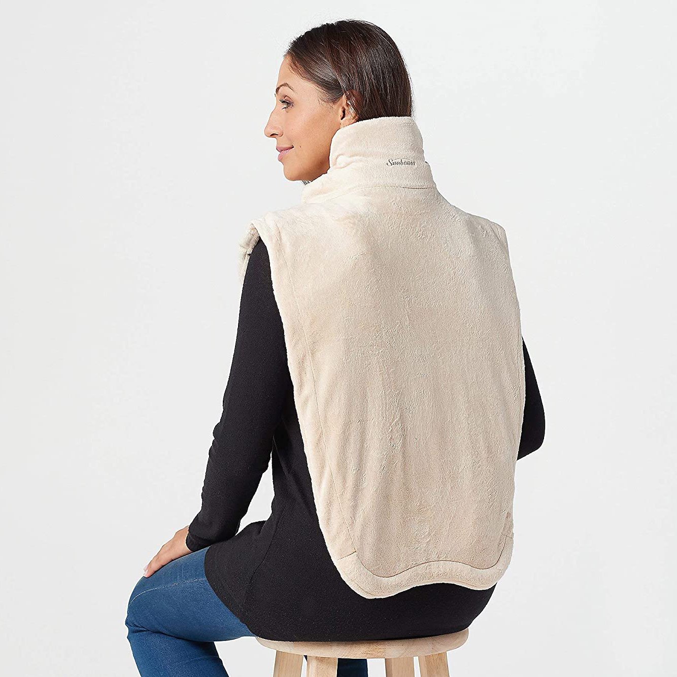 Sunbeam Renue Extended XXL Heated Neck/Shoulder Upper Back Massage Wrap,  Taupe | Walmart Canada