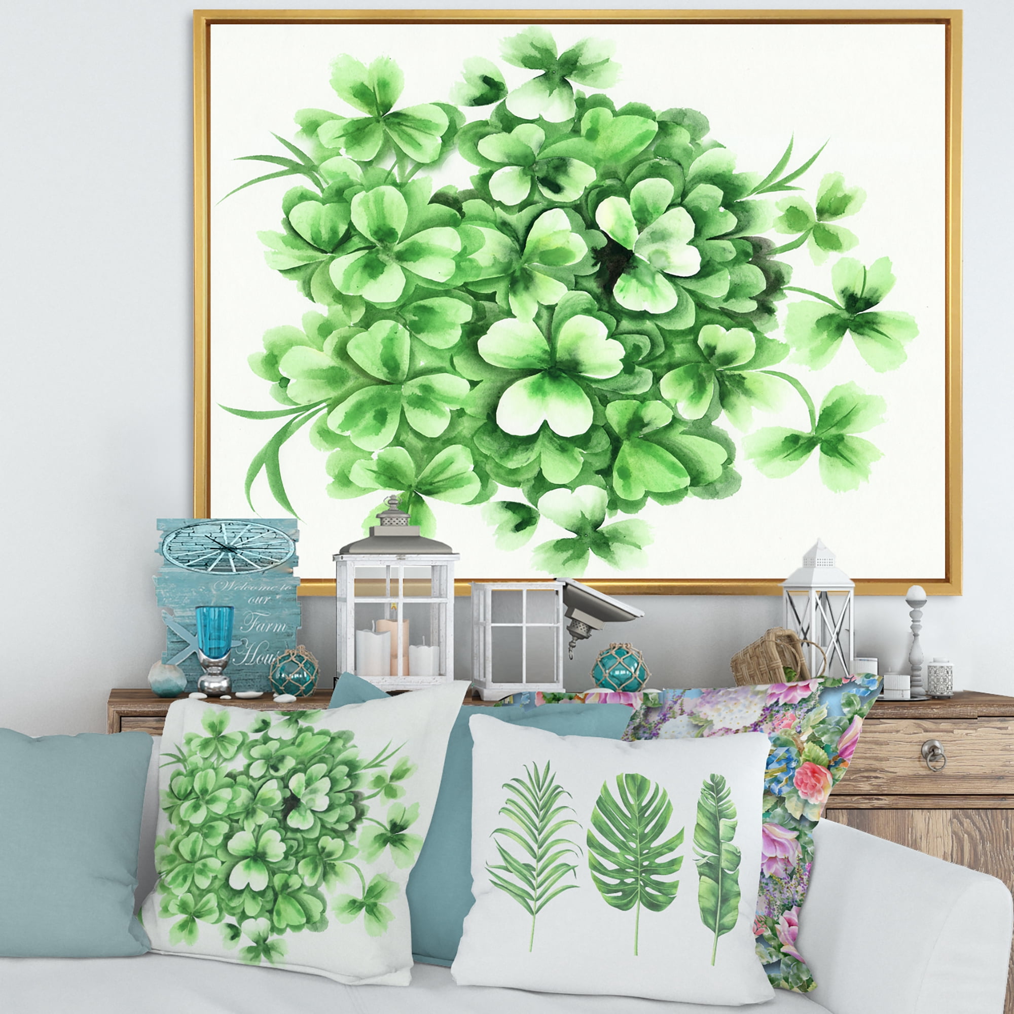 Designart 'Green Vintage Leaves of Shamrock' Traditional Framed Canvas Wall Art Print