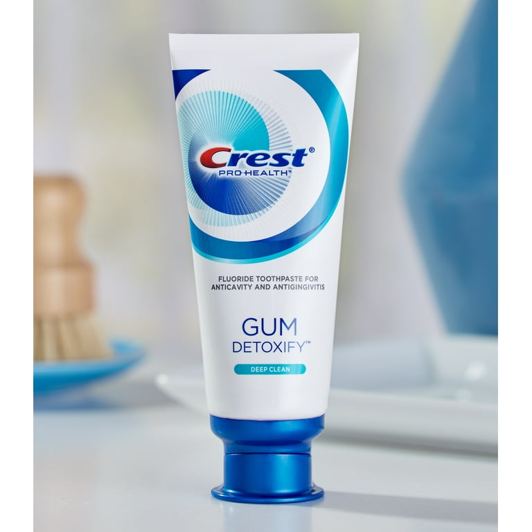 Crest Gum Detoxify Deep Clean Toothpaste 4.1 oz with Activated