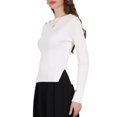 thumbnail image 4 of Suéter de mujer Inspire Chic de punto acanalado, cuello barco, de manga larga, con dobladillo dividido, casual, 2XL, blanco, 4 of 5