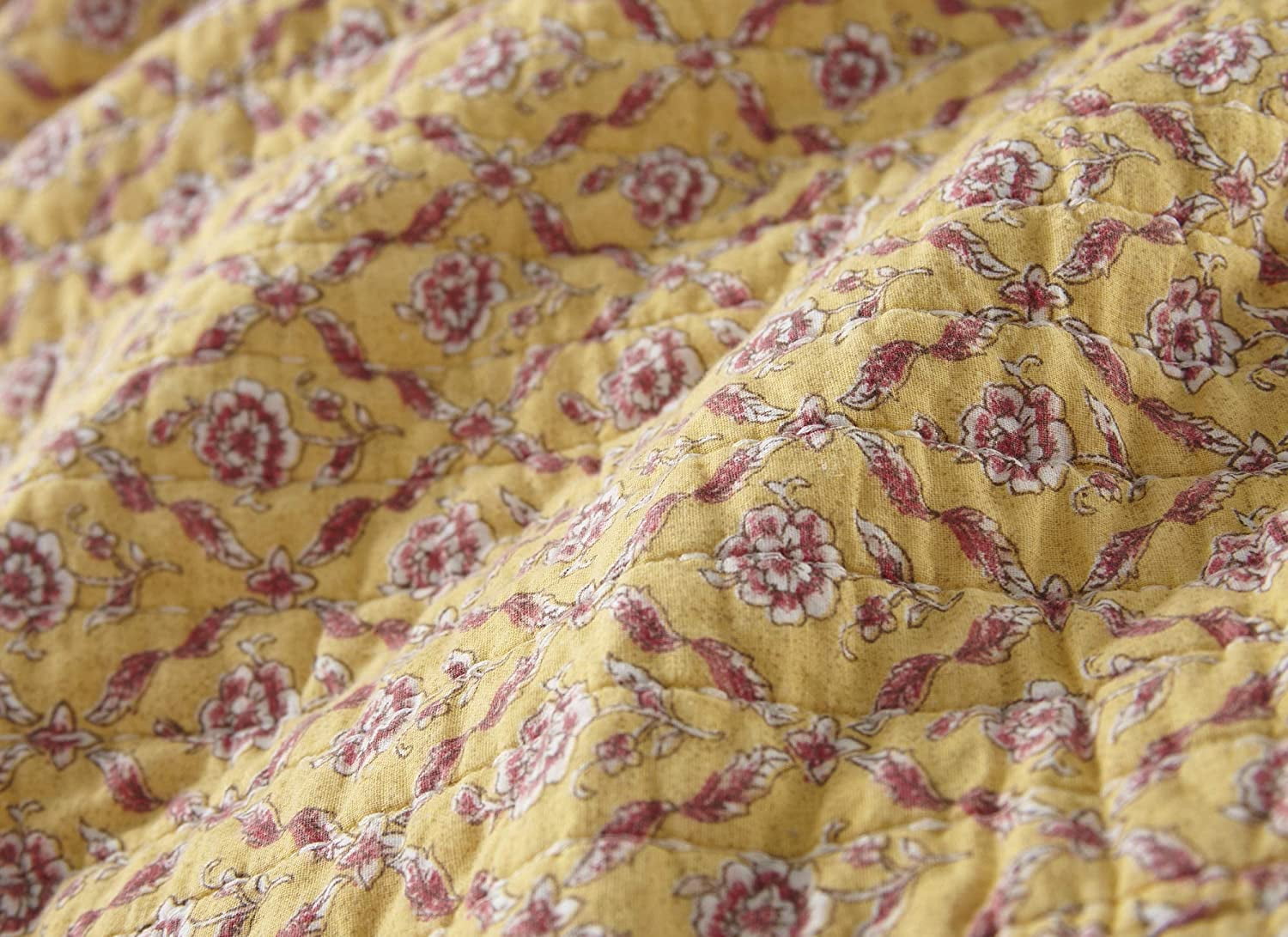 Chezmoi Collection Delaney 1-Piece Floral Patchwork Quilted Throw - Soft Breathable Vintage Washed Cotton Reversible Quilt for All Seasons. Throw Blanket