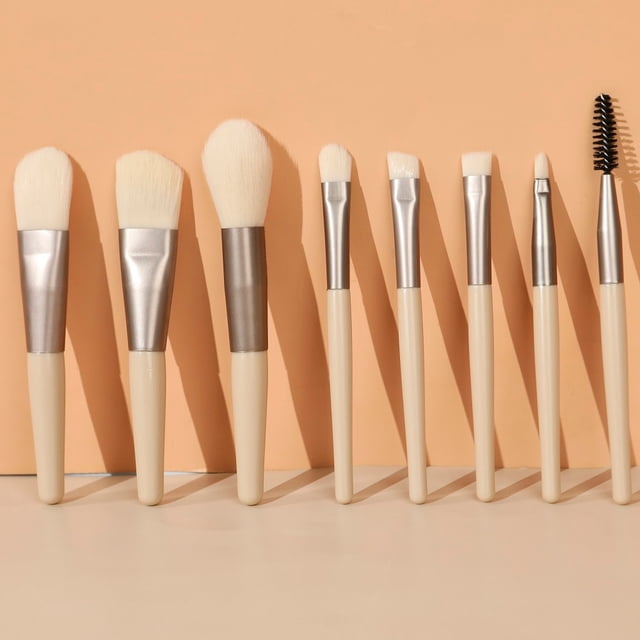 Fiudx Juego Completo de 8 Brochas de Maquillaje con Mango de Madera y Cerdas Suaves.