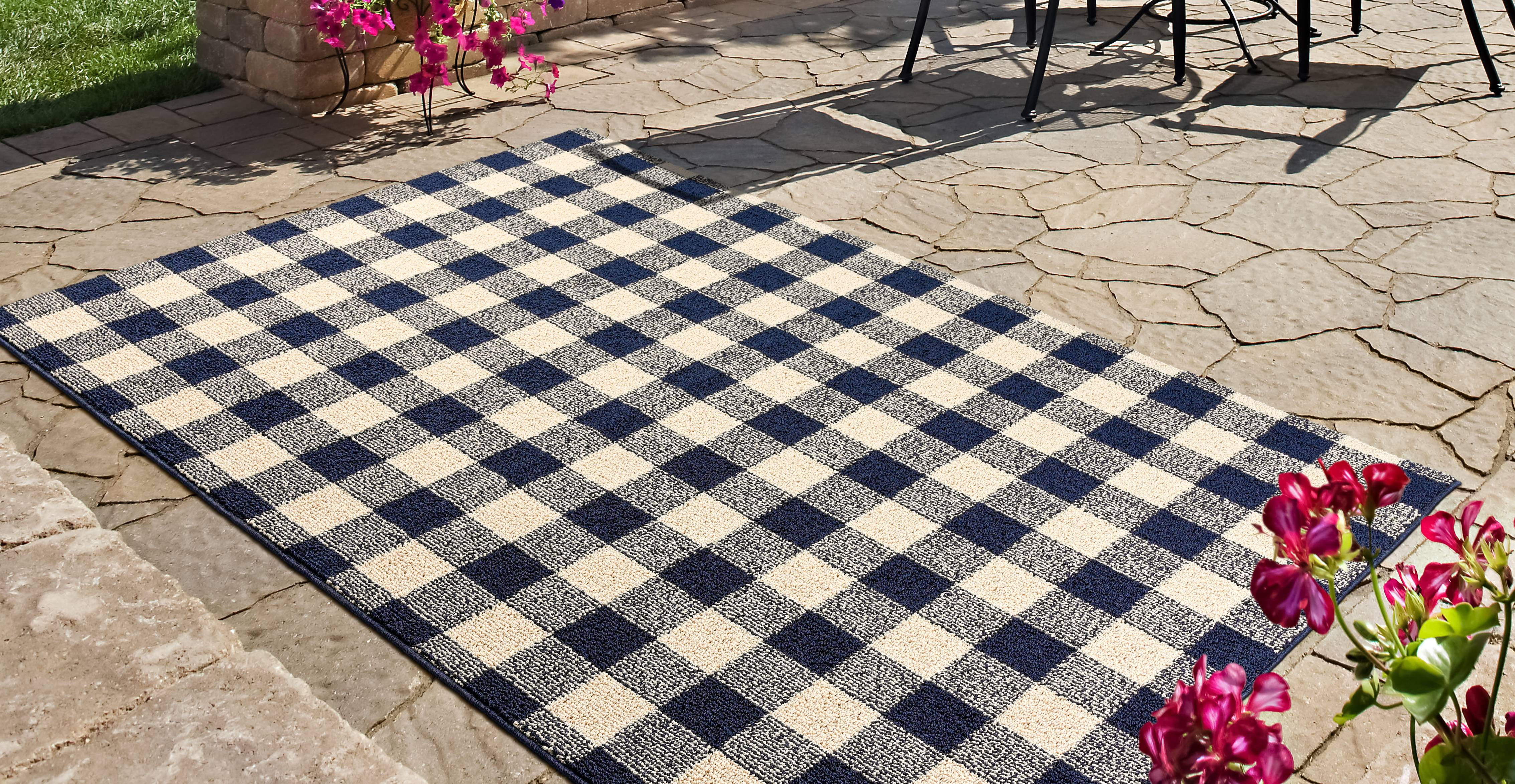 Garland Rug Country Living Buffalo Plaid Polypropylene Navy/Ivory Indoor/Outdoor Area Rug, 7' x 10'