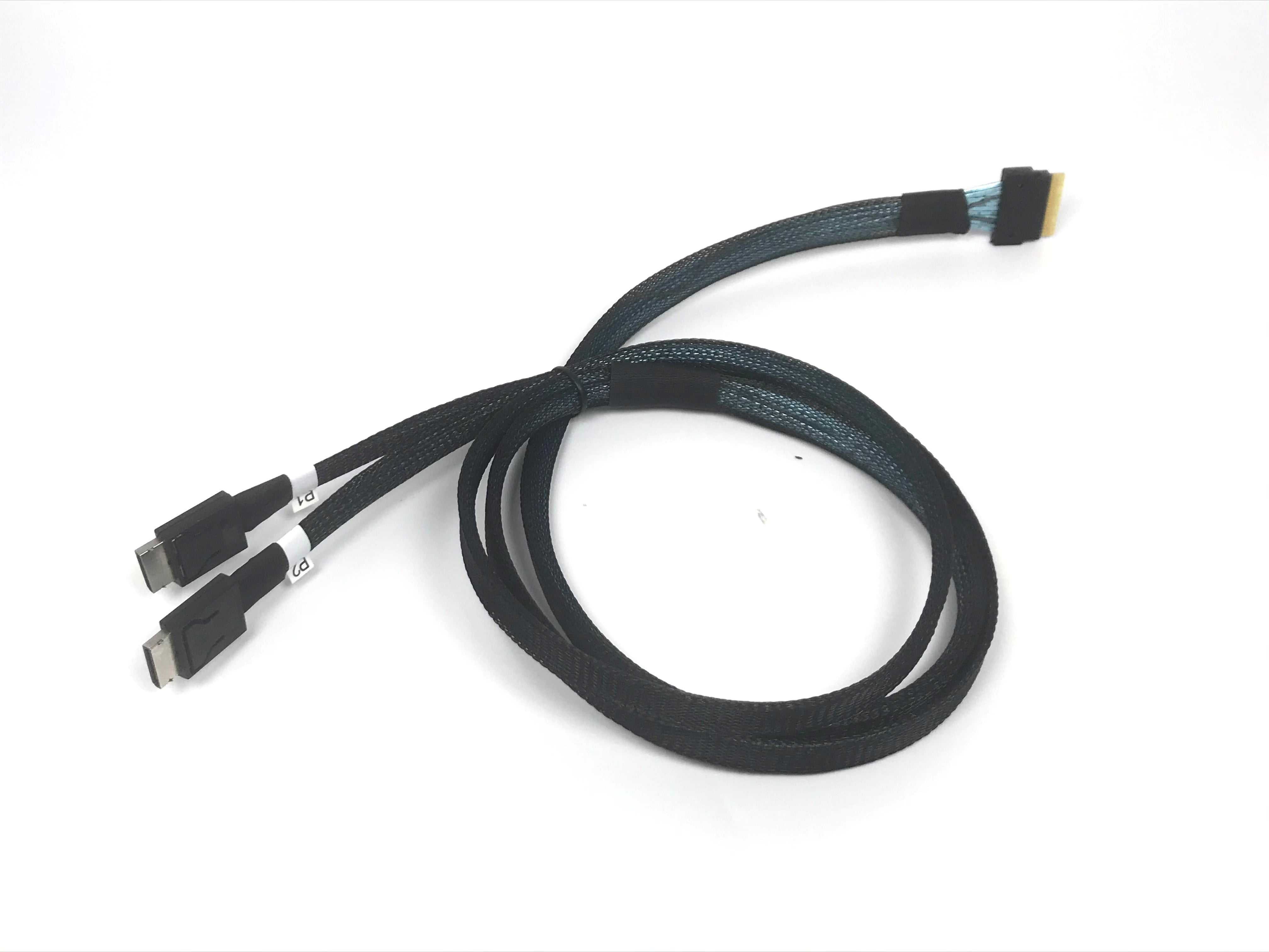 ‌SlimSAS 8i S‌FF8654 to 2 X Oculink 4i Cable 1 Meter