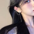 thumbnail image 1 of Fiudx Pendientes de Borla Asimétricos, Aleación de Cobre Macizo, Circonitas Brillantes Aaaaa, Diseño Moderno de Clip para La Oreja, Acabado Pulido, Perfectos para Fiestas, Días Festivos y Cumpleaños., 1 of 2