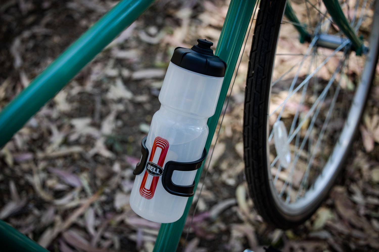 Gourde Bell Sports Quencher™ 250 avec porte-bouteille, capacité 26 oz