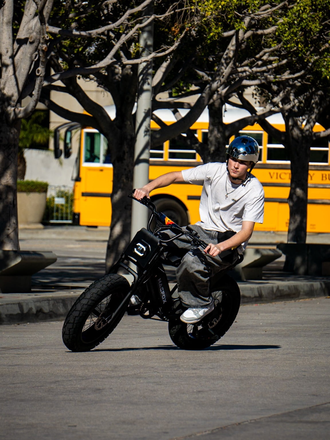 MACFOX X7 Electric Bike for Teens, School & City Commuting, 750W Motor, 20 MPH, 35Mile Range, 48V 13Ah Removable Battery, Hydraulic Brakes, 20x5.0 Fat Rear Tire, Fits Riders 5'11" and Taller,Class 2