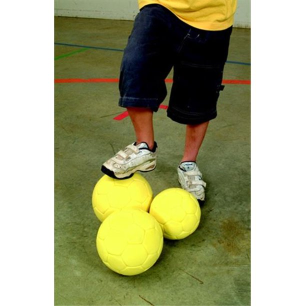 Sportime 023799 No 5 Deadzone Indoor Soccer Ball