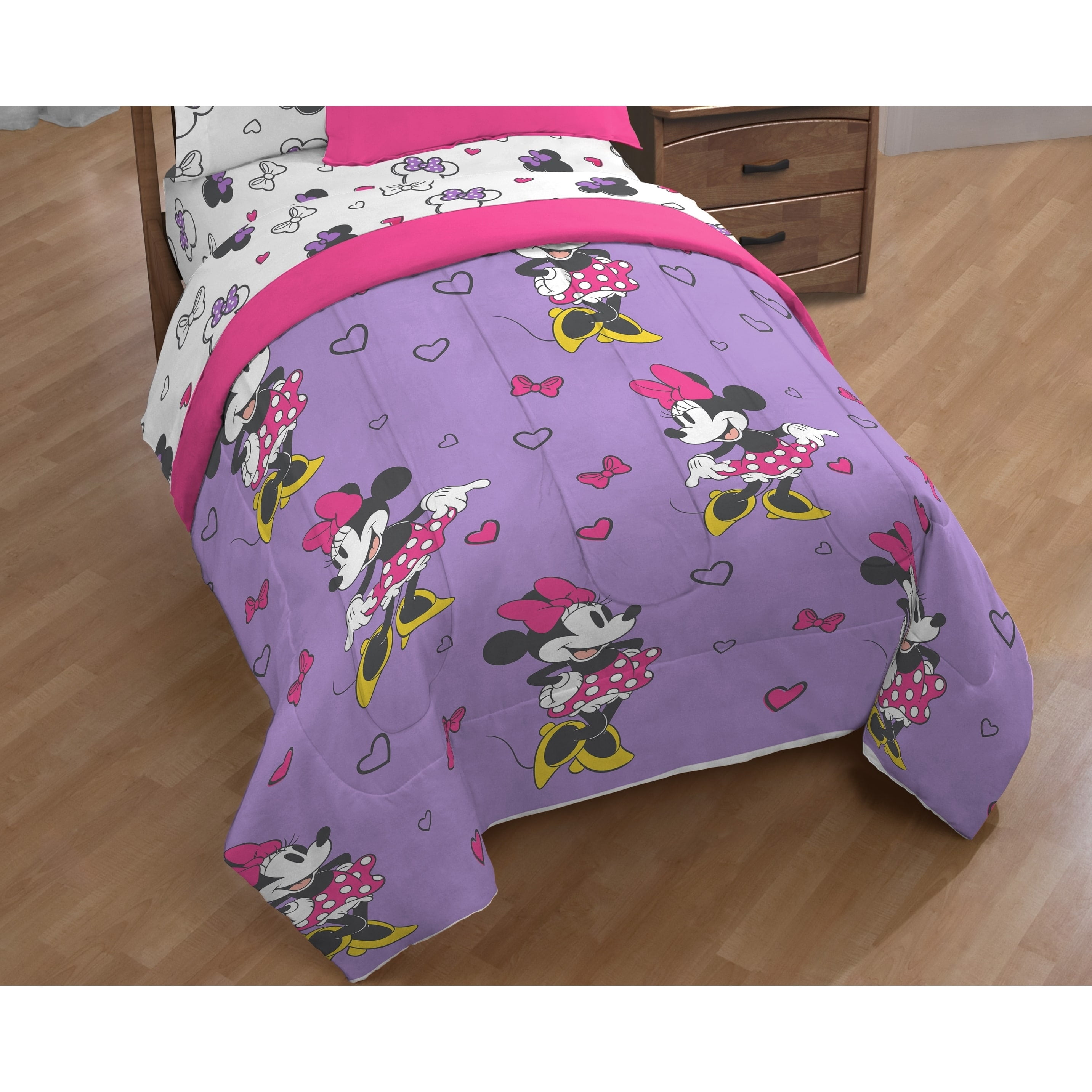 Minnie Mouse Love Novelty Microfiber Comforter, Full Size, Purple