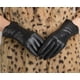 thumbnail image 1 of Guantes cálidos de invierno de moda para mujer, guantes de piel de cordero auténtica hechos a mano, de piel de oveja curvada, 1 of 6
