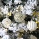 thumbnail image 3 of 30 Uds bolas de Navidad árbol de Navidad bellamente decorado adecuado para fiestas de bodas navideñas, 3 of 5