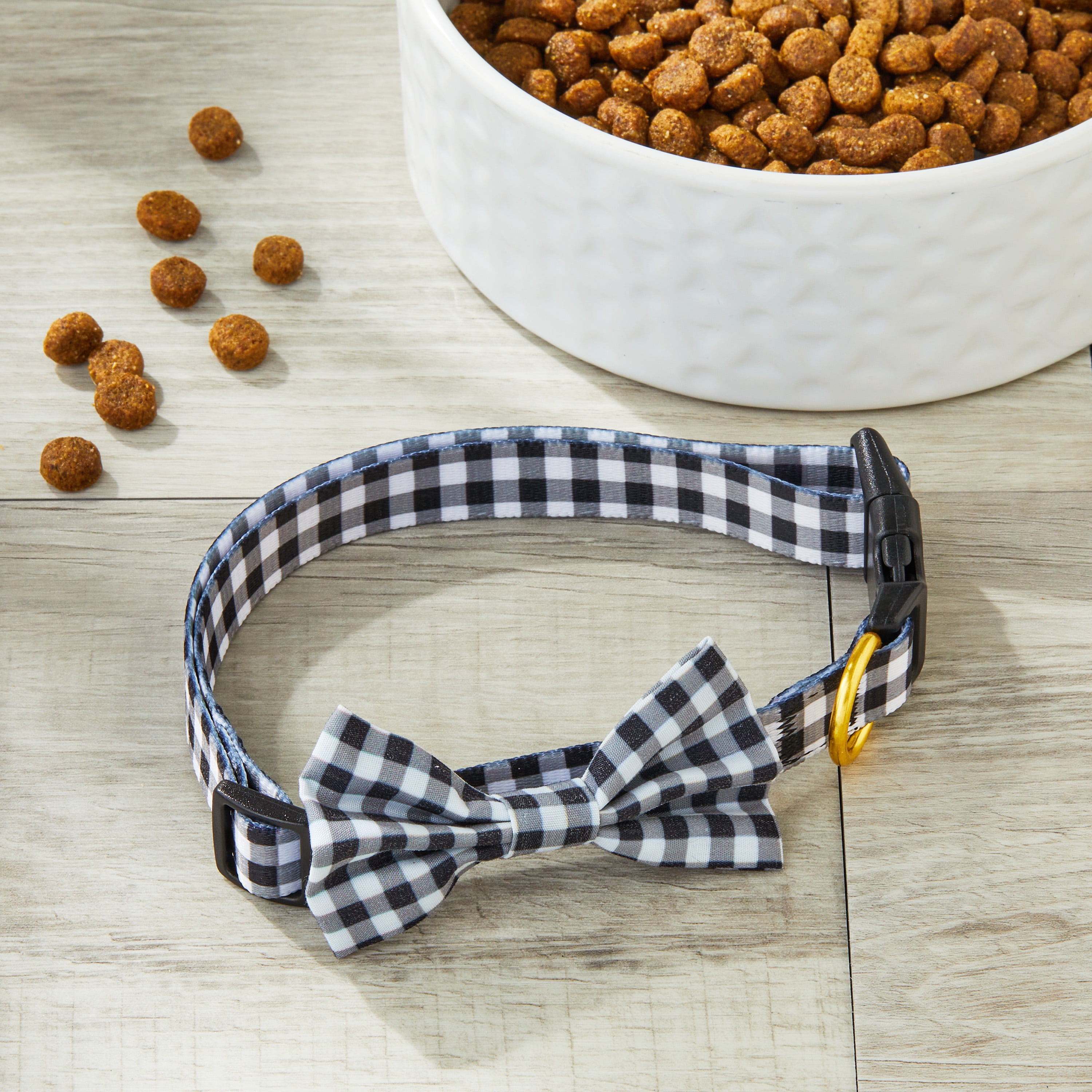 Vibrant Life Gingham Bow Tie Fashion Dog Collar, Multi-Color, Medium
