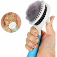 thumbnail image 2 of Cepillo de aseo para perros, cepillo para gatos de pelo largo, cepillo para perros y gatos autolimpiante, con depilación con un clic, para perros y gatos pequeños, medianos y grandes (azul) Kuyhfg Bienvenido a Kuyhfg, 2 of 5