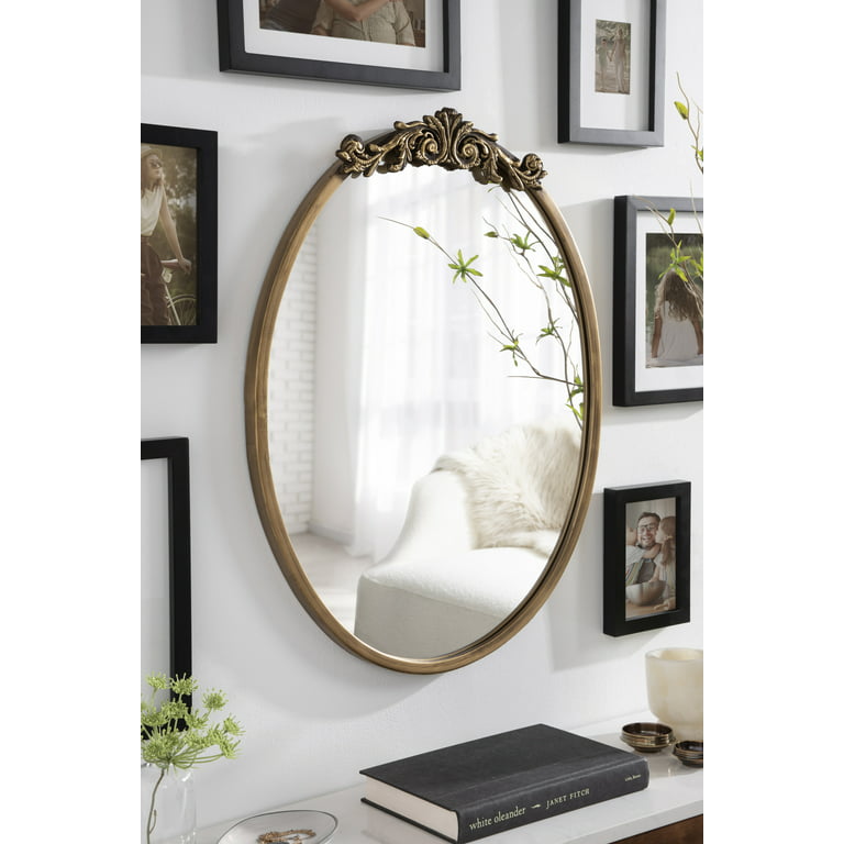 Kate and Laurel Arendahl 27.25 x 18.75 Wall Mirror in Gold