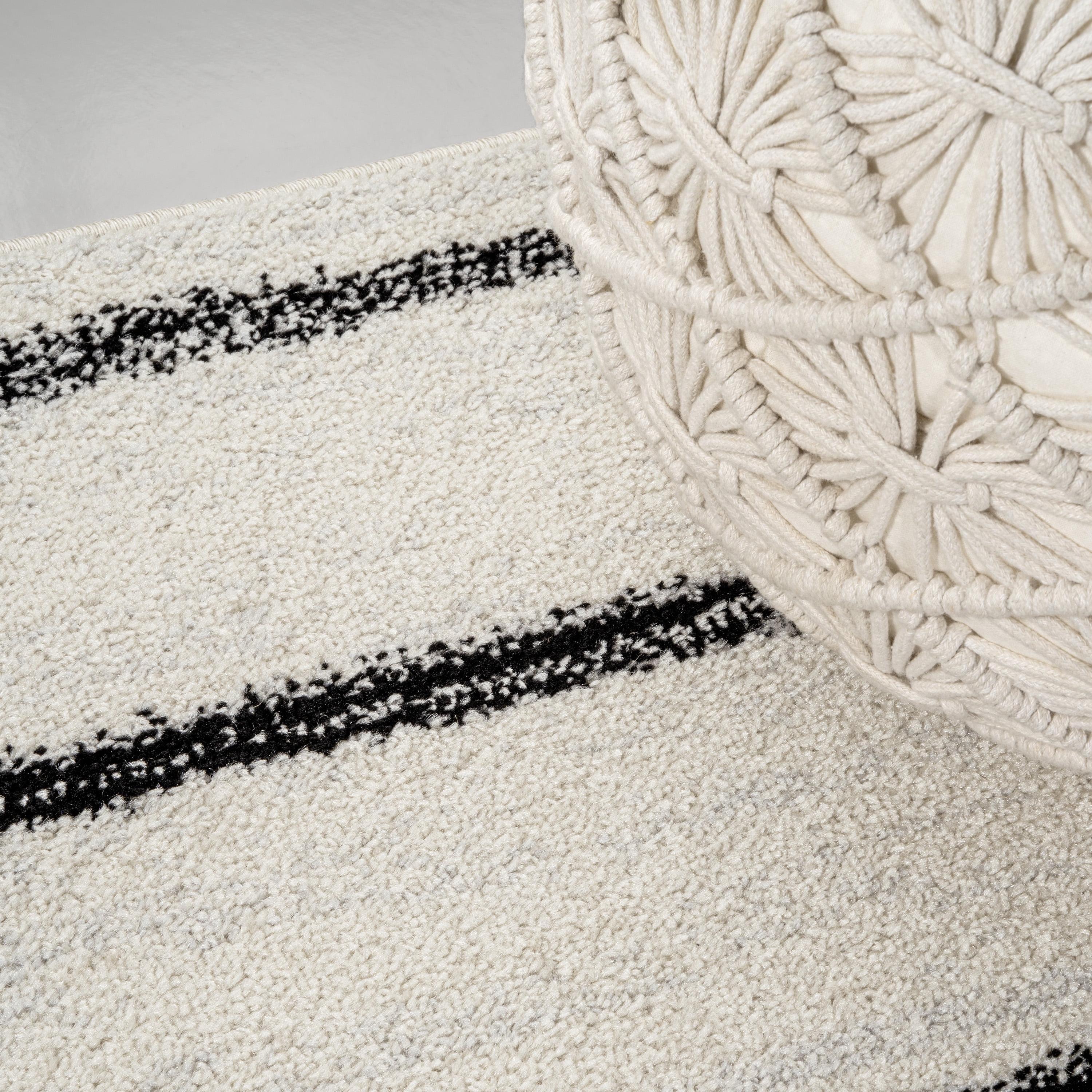 JONATHAN Y MOROCCAN HYPE 3 x 5 Area Rug, Williamsburg Minimalist Stripe - Cream/Black, MOH201D-3